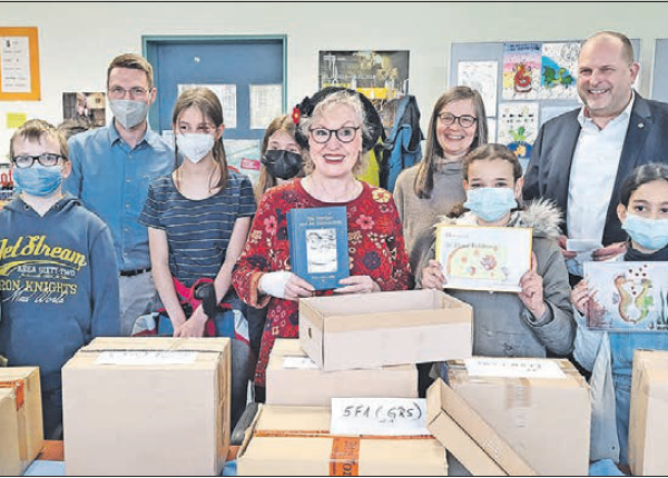 Oberurseler Woche - 28. April 2022 - Jubiläum mit Seepferdchen und Feldmaus für die Kinder