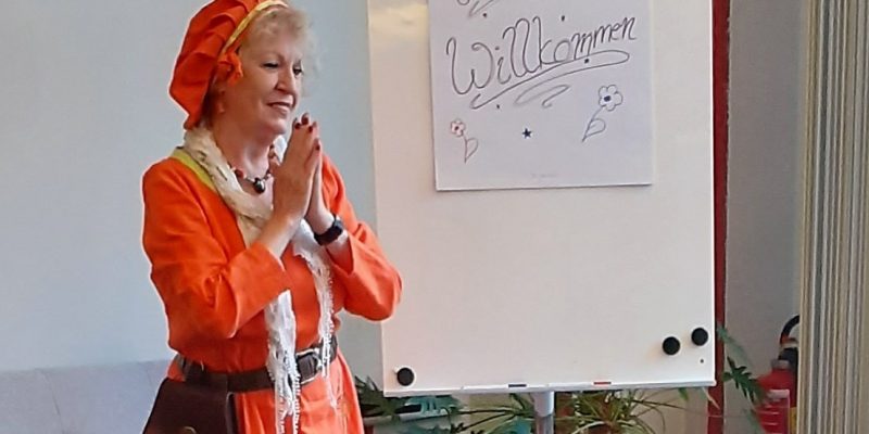 Märchenerzählungen von Angela Behrs in der Stadtbücherei am 9.07.2022.