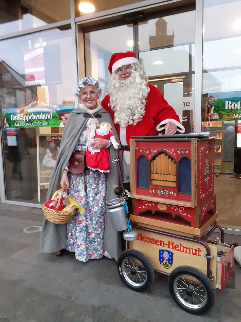 Schwälmer Weihnachtsmarkt im Rotkäppchenland