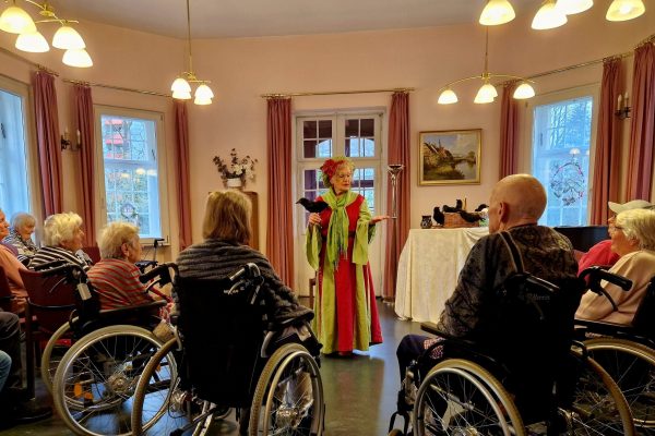 Märchennachmittag im Agnes-Geering-Heim